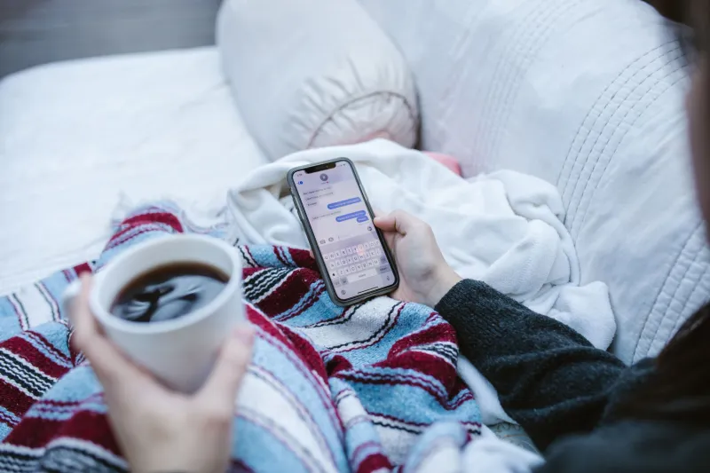 Oversharing Won't Save You: The Dark Side of Radical Honesty as a Content Strategy